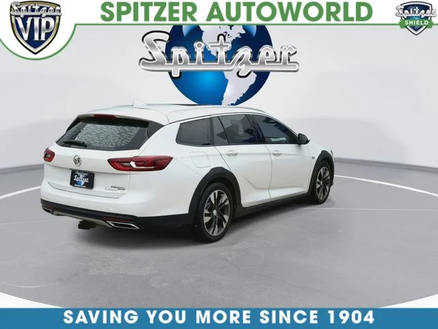 Used 2019 White Buick Essence image 9
