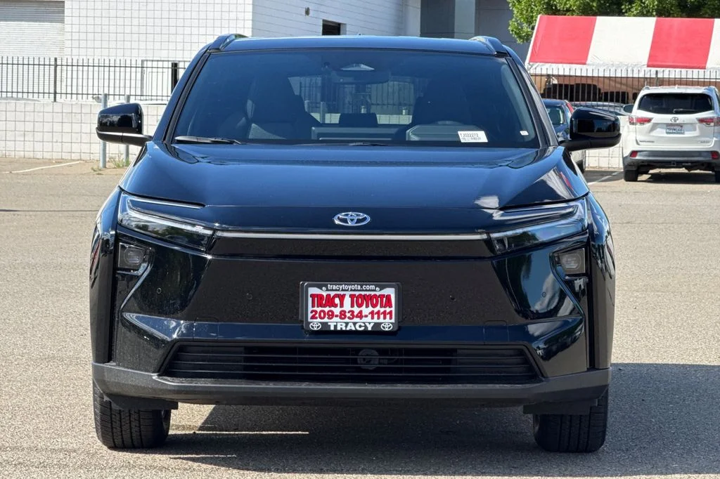 New 2026 Midnight Black Metallic Toyota  XLE image 8