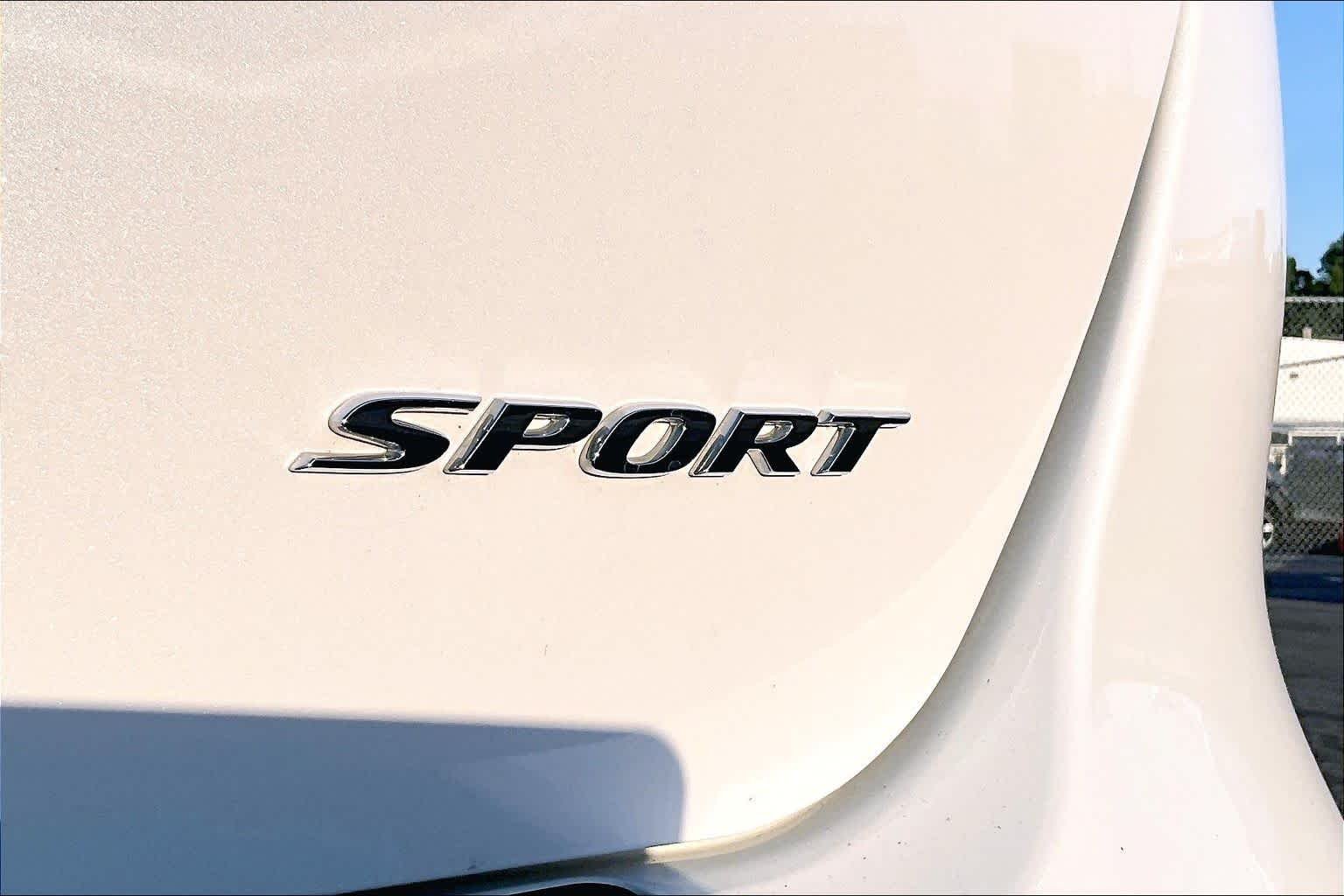 Used 2024 Platinum White Pearl Honda Sport image 10