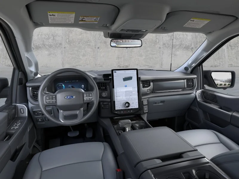 2025 Ford F-150 Lightning Flash - Photo 31