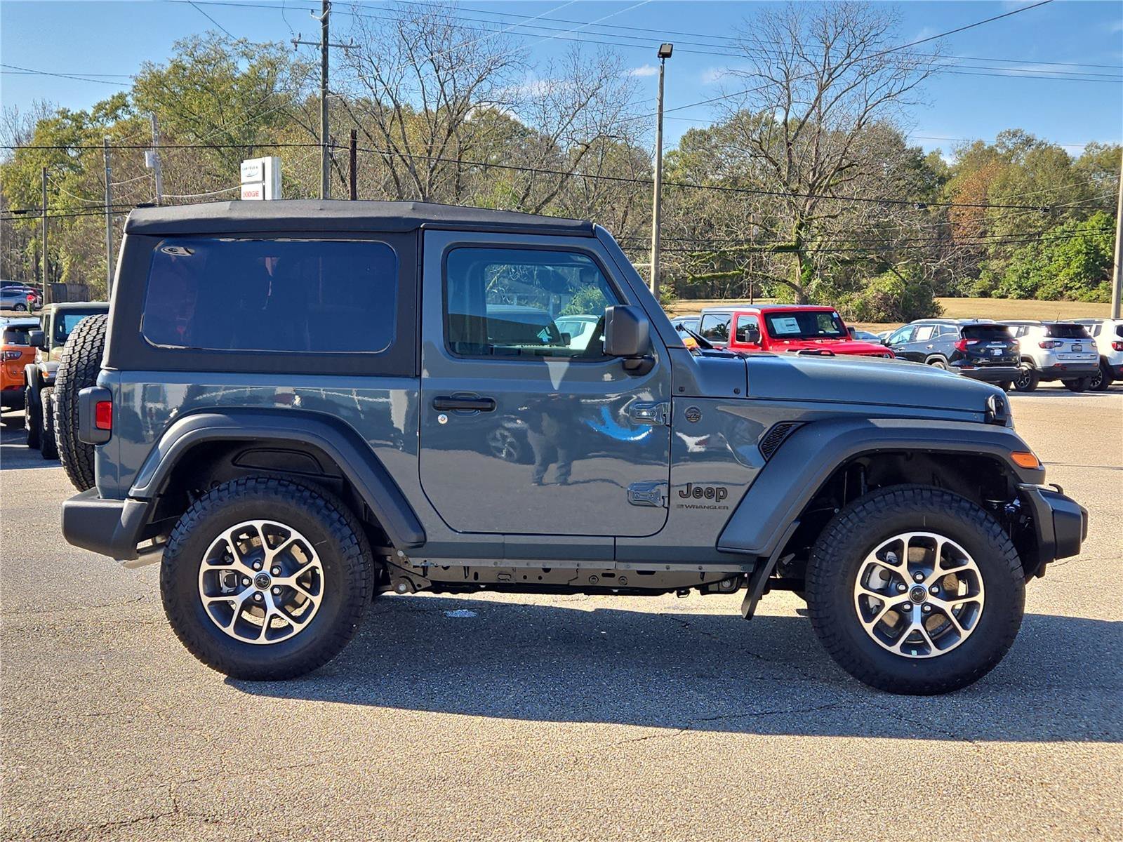 New 2026 Anvil Clearcoat Jeep Sport S image 5
