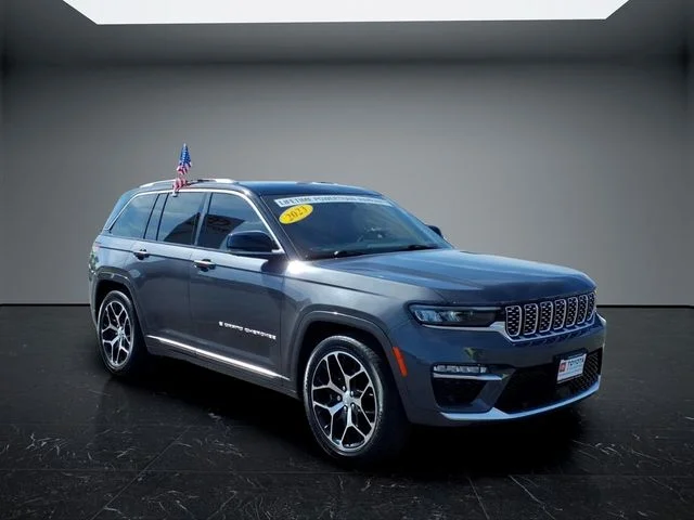 2023 Jeep Grand Cherokee Summit Reserve 4x4's photo