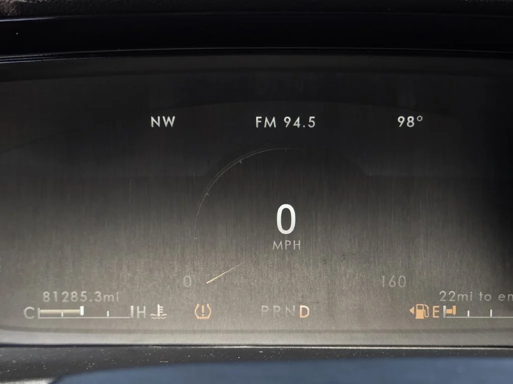 Used 2020 Gray Lincoln Reserve image 25