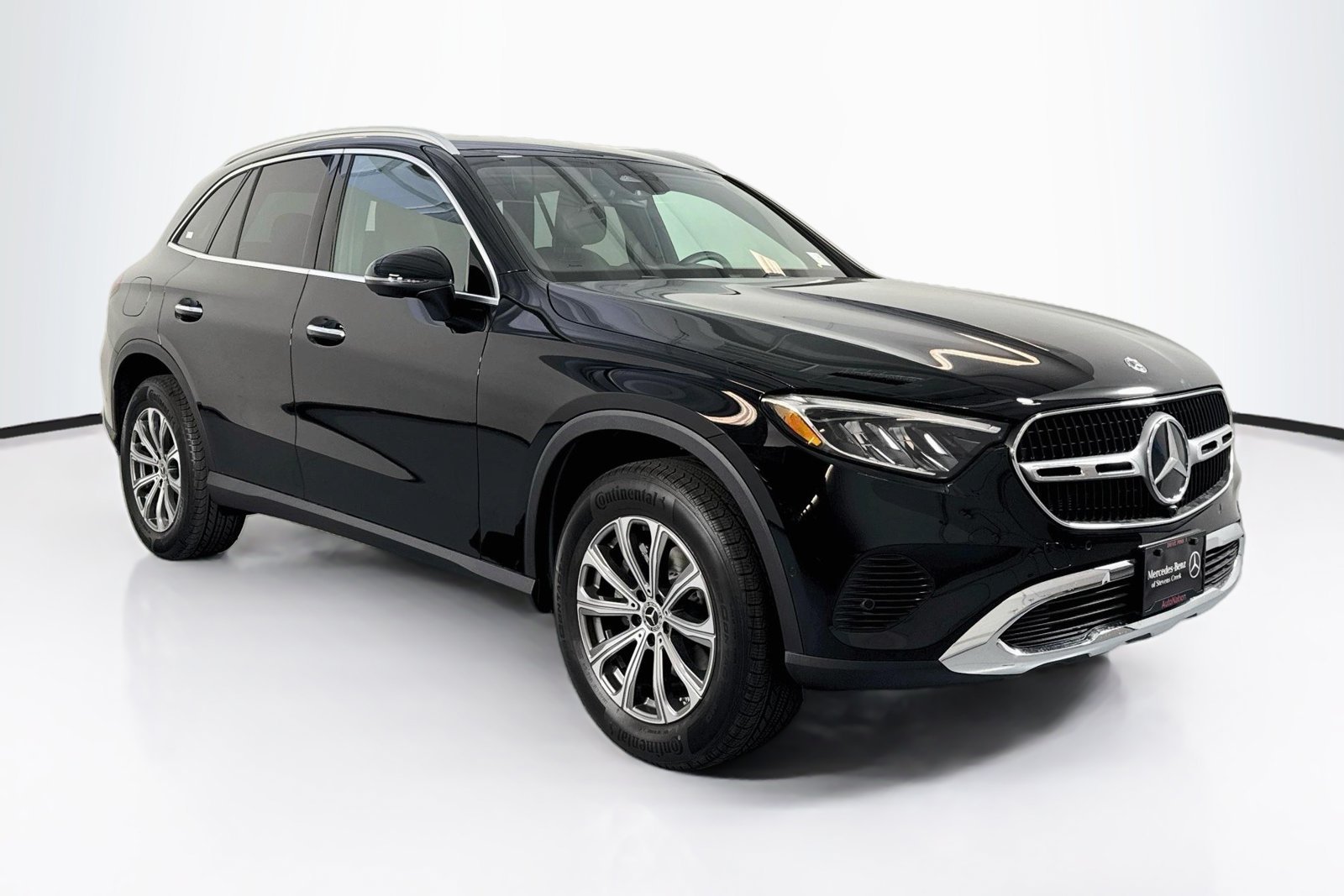New 2026 Black Mercedes-Benz GLC 300 image 3