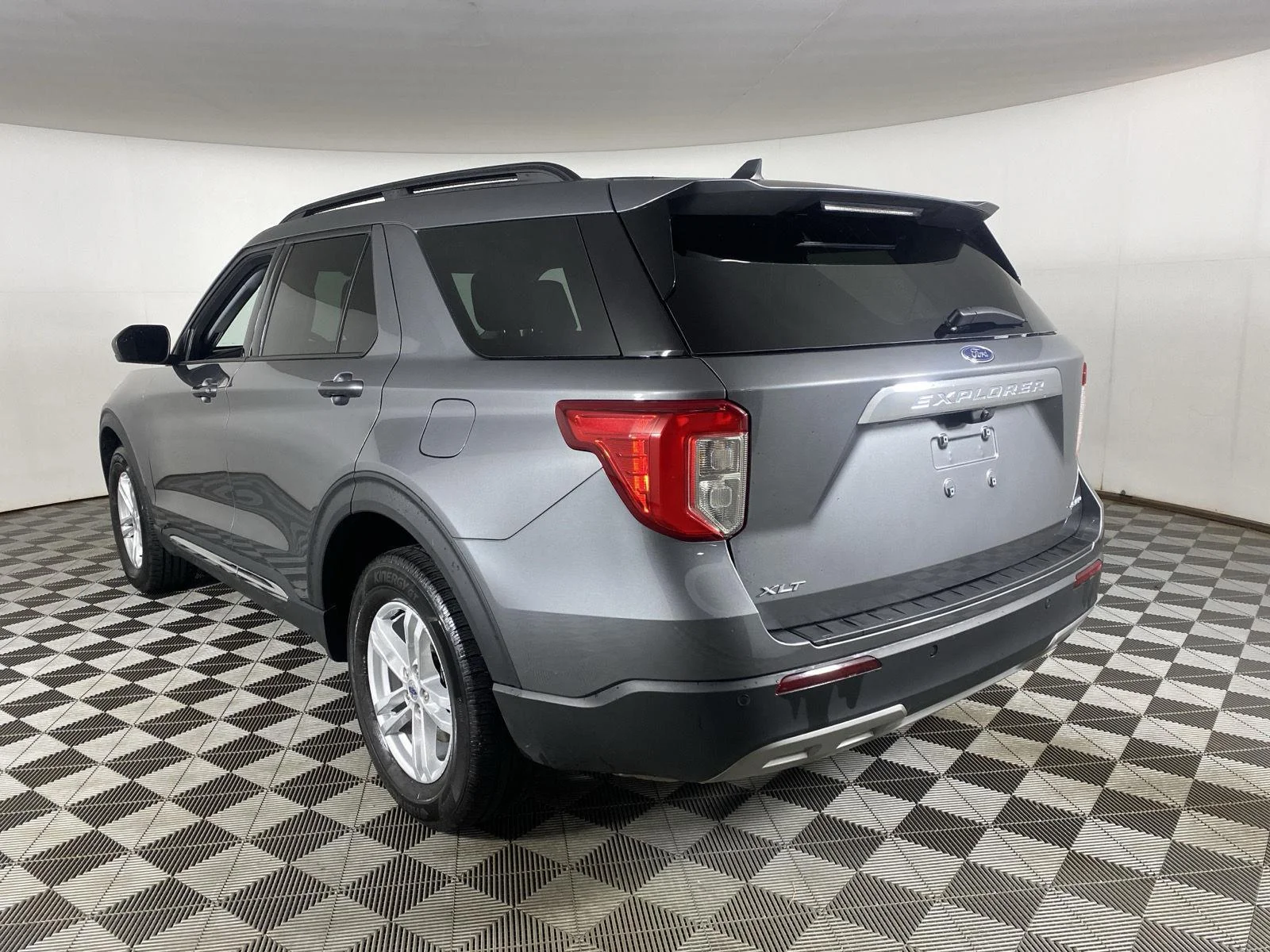 Used 2023 Carbonized Gray Ford XLT image 8
