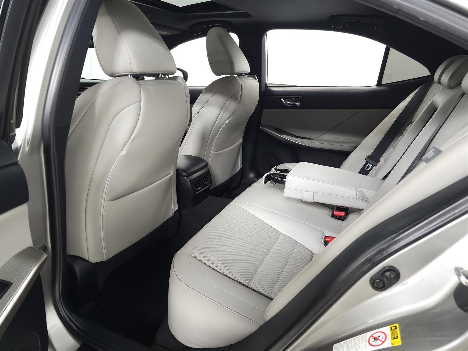 Used 2015 Atomic Lexus F SPORT image 26
