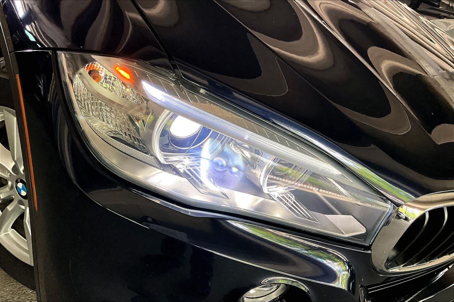 Used 2015 Imperial Blue Metallic BMW sDrive35i image 27
