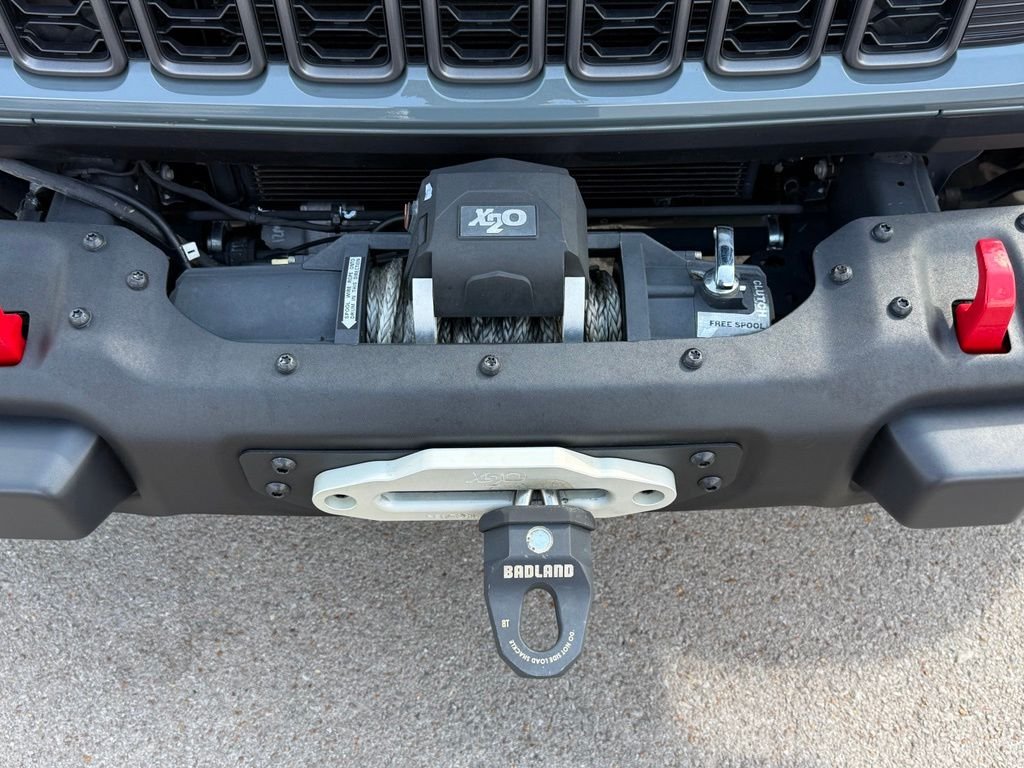 Used 2025 Gray Jeep Rubicon image 38