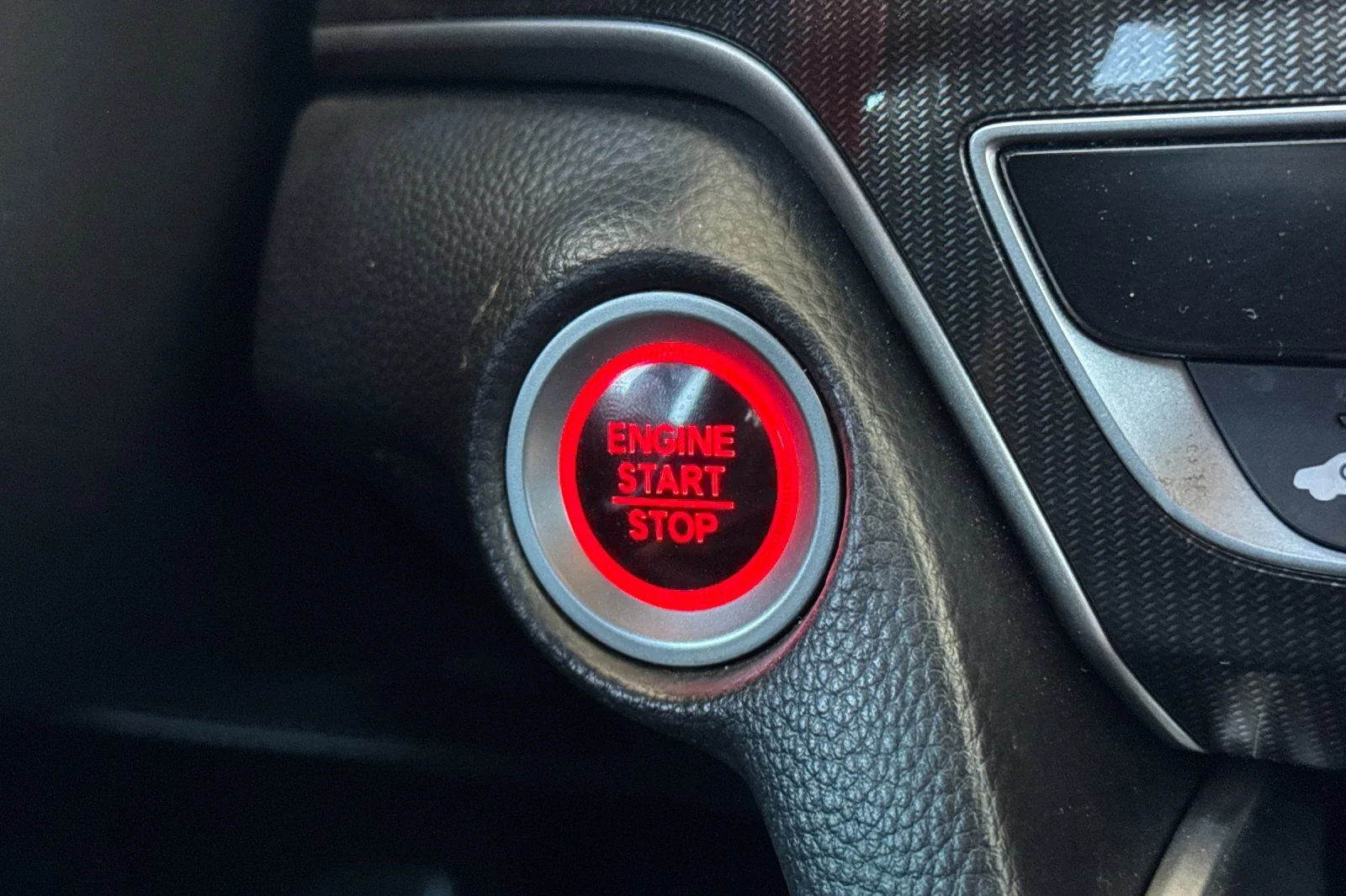 Used 2018  Honda Sport image 22