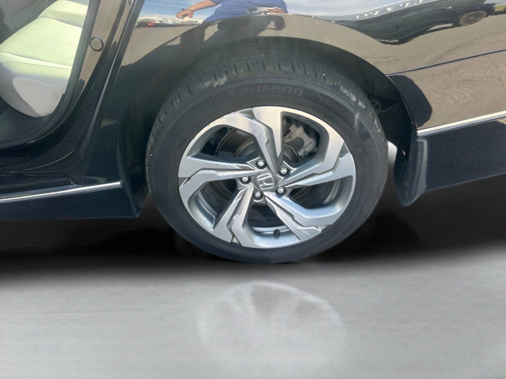 Certified Used 2018  Honda EX image 19