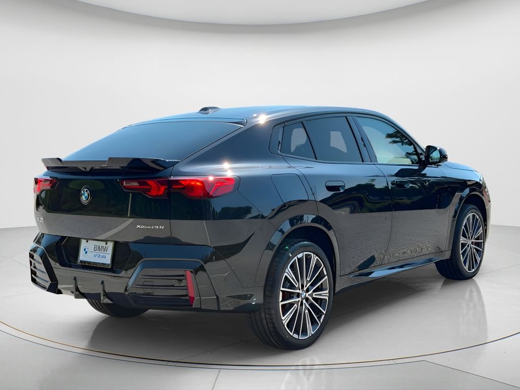 New 2026 Black Sapphire Metallic BMW xDrive28i image 5