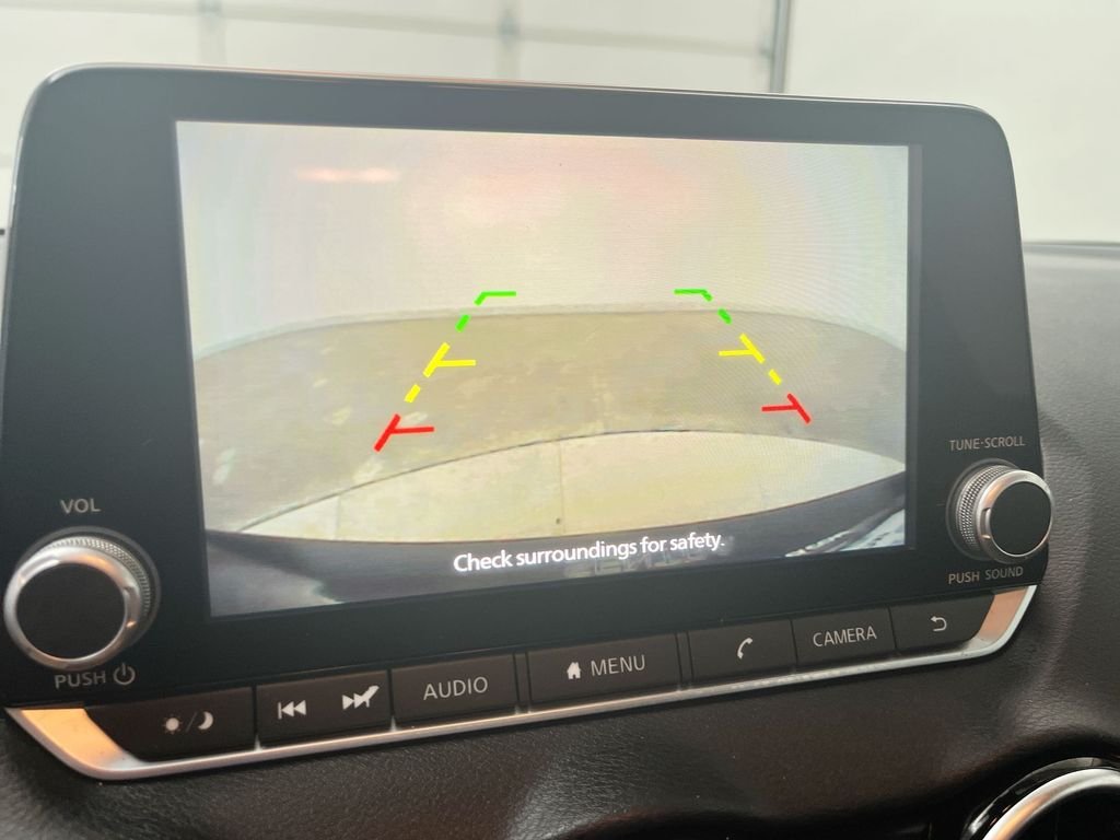 Used 2022 Black Nissan SR image 21