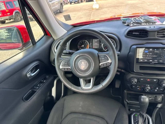 Used 2020 Red Jeep Latitude image 22