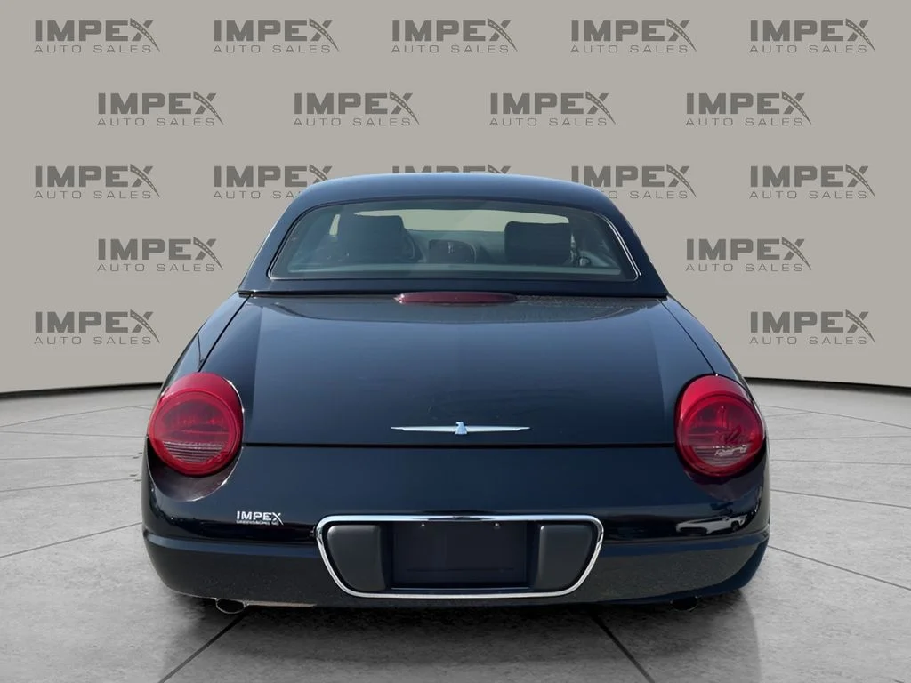 Used 2002 Black Ford Base image 4