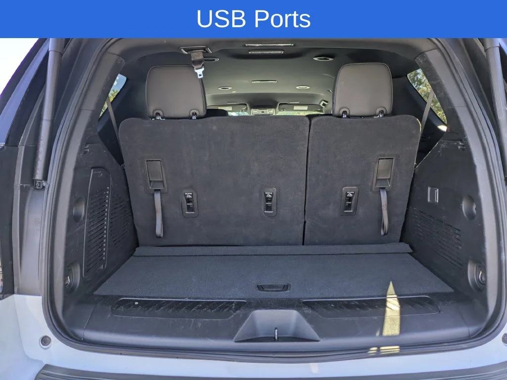 Used 2025 White Chevrolet LT image 13