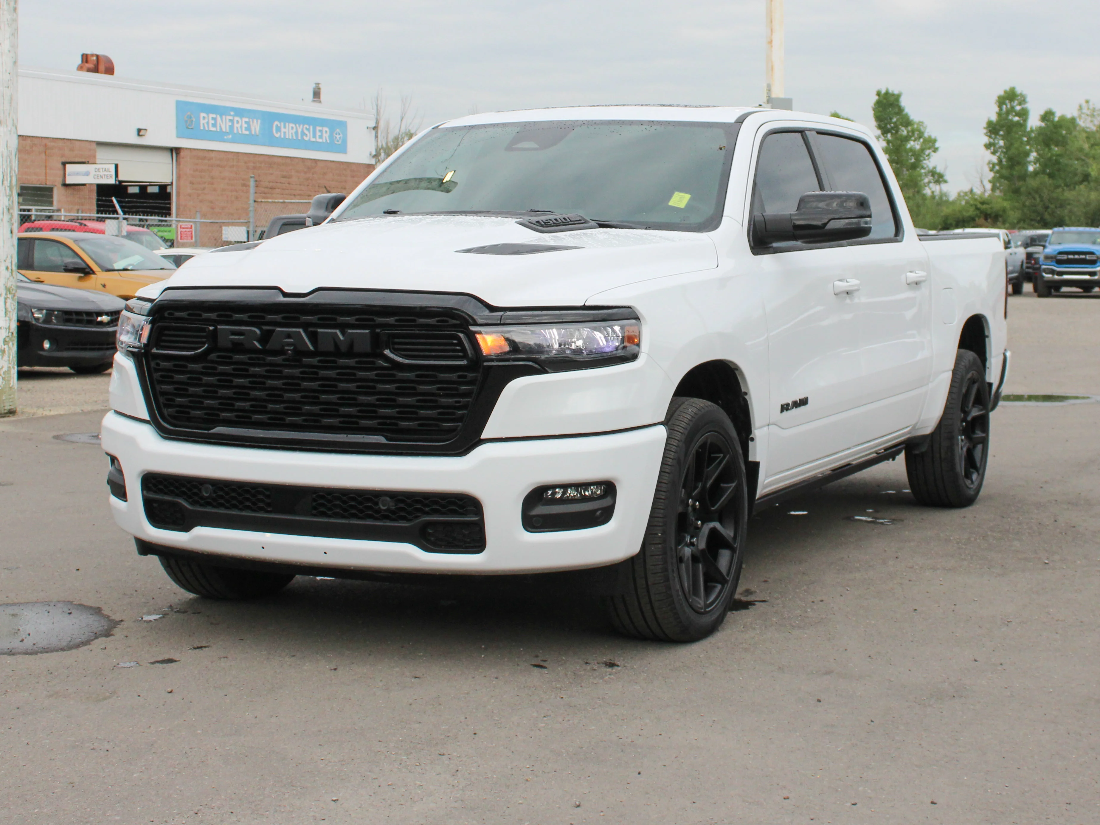 Used 2025 White RAM Sport* | Heated/Ventilated Front Seats | Heated Rear Seats | Panoramic Sunroof | image 12