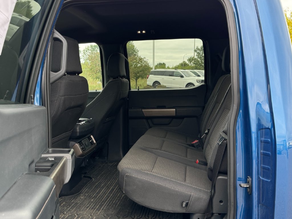 Used 2024 Atlas Blue Metallic Ford STX image 14