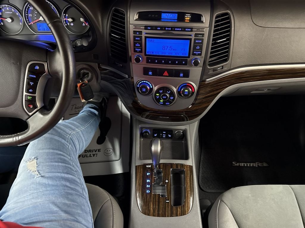 2010 Hyundai Santa Fe SE - Photo 20