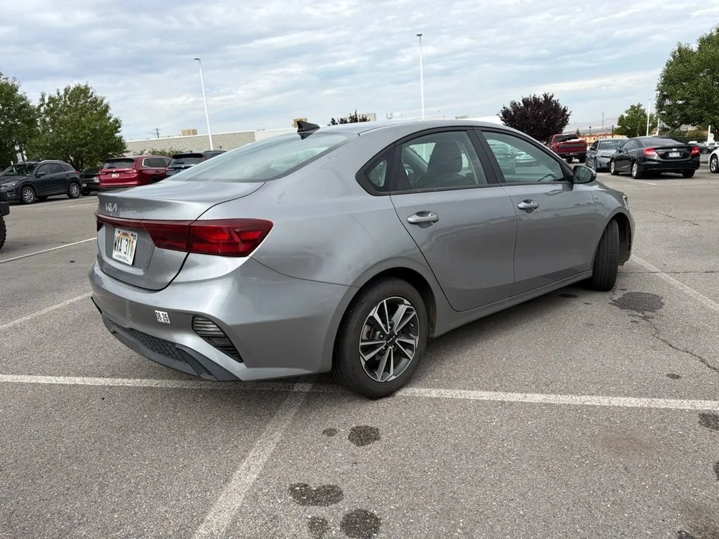 Used 2024 Steel Gray Kia LXS image 5