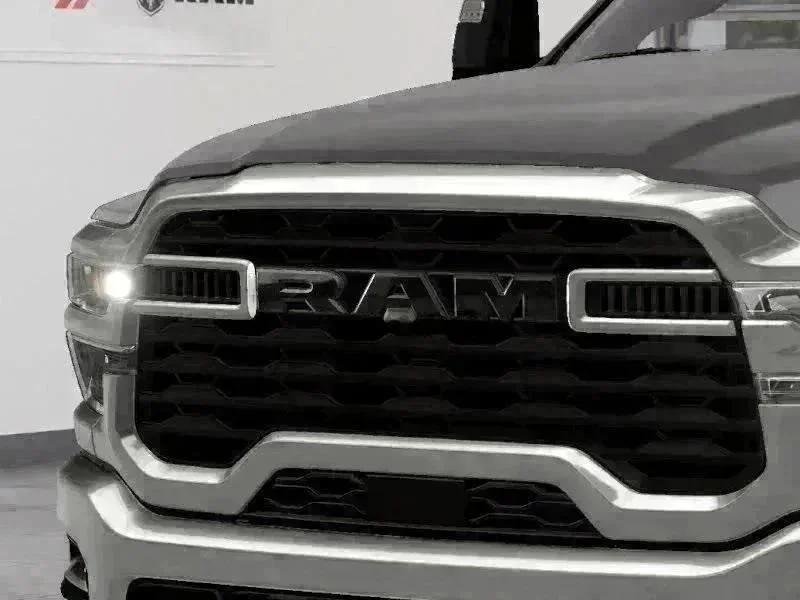 New 2026 Granite Crystal Metallic Clearcoat RAM Tradesman image 13