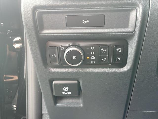 New 2026 Agate Black Metallic Ford XLT image 46