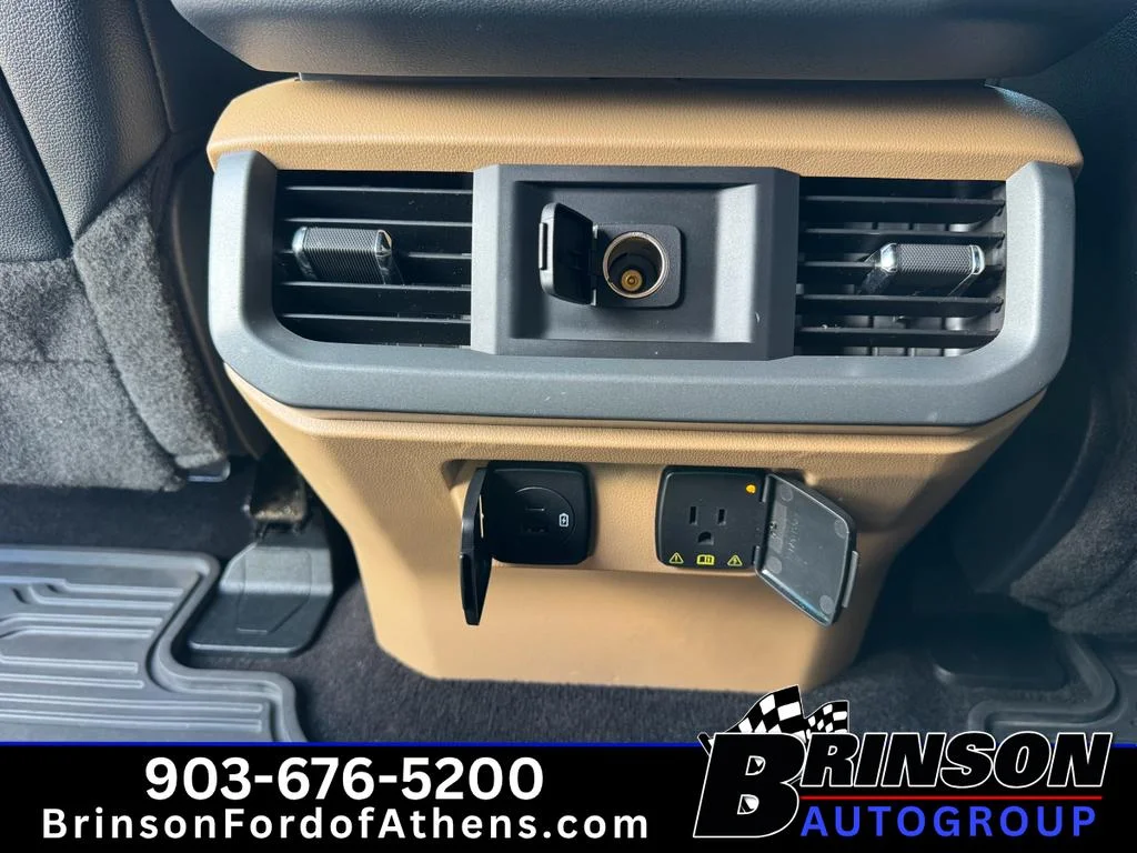 Used 2021 Antimatter Blue Metallic Ford LARIAT image 10