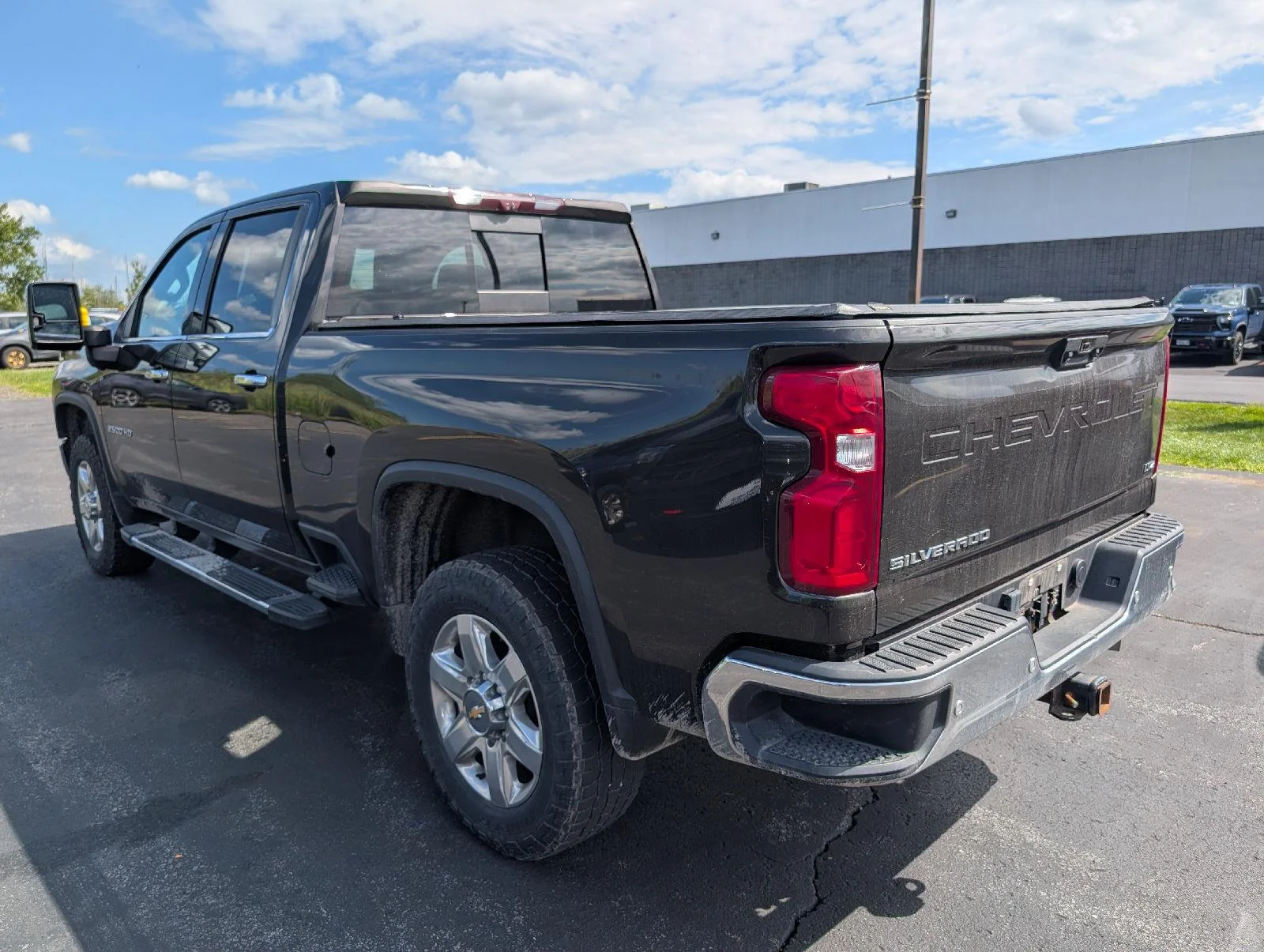 Used 2021 OXFORD BROWN METALLIC Chevrolet LTZ image 6