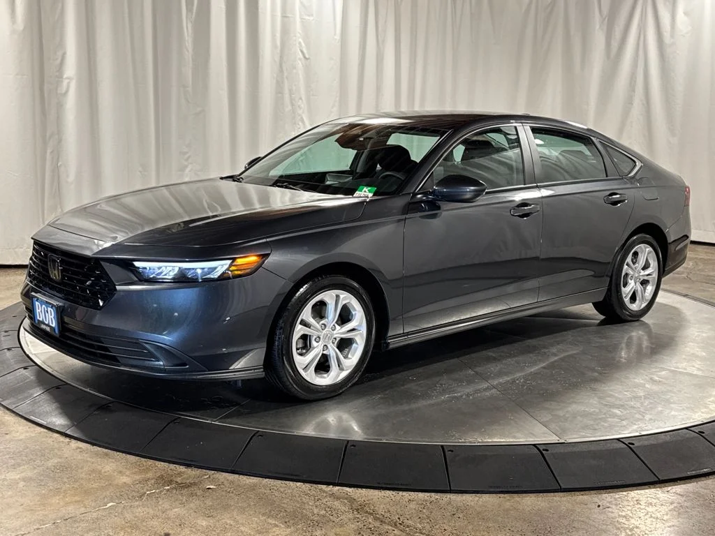 2025 Honda Accord 1.5T LX CVT's photo