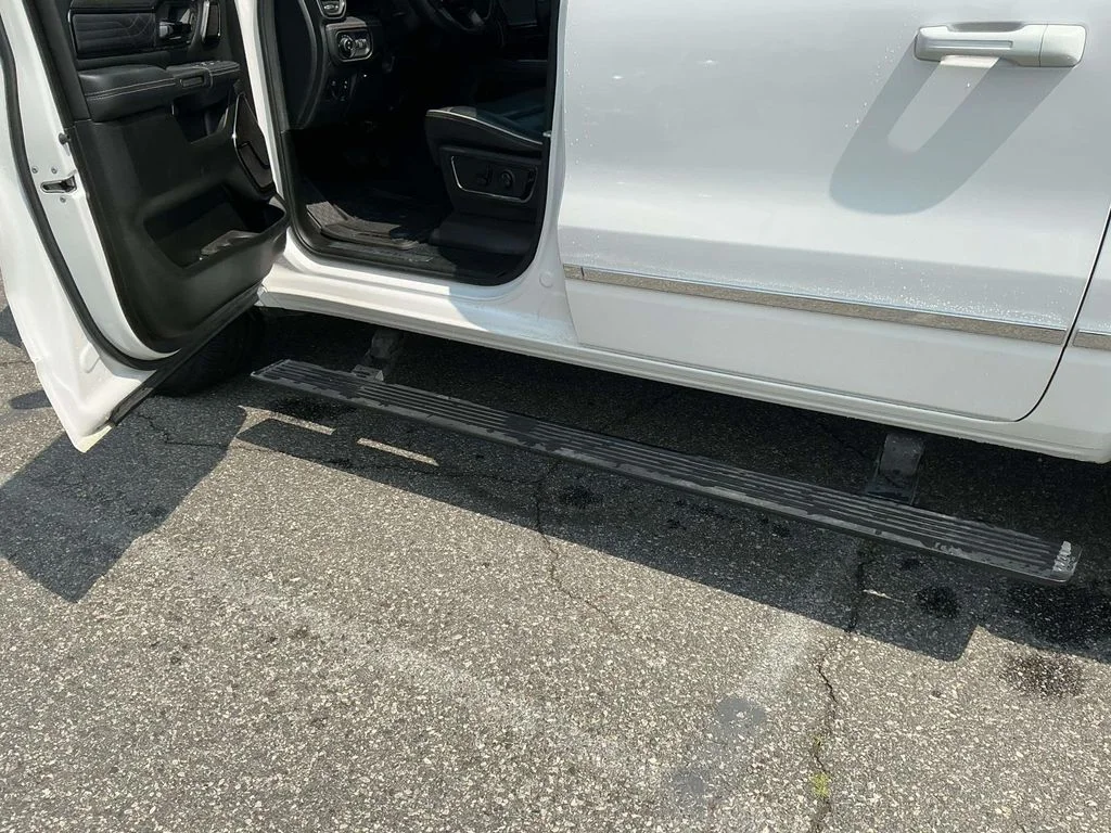 Used 2025 White Ram Limited image 11