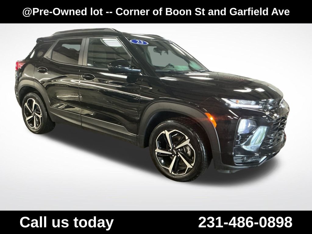 Used 2023 Black Chevrolet RS image 7