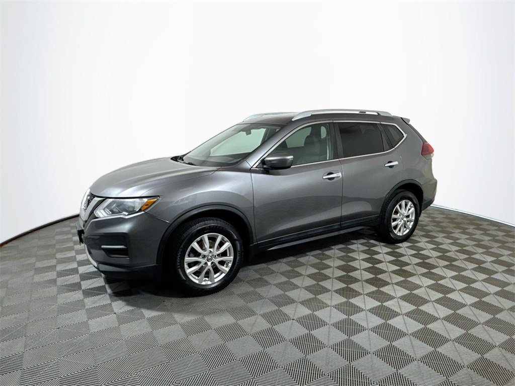 Used 2018 Nissan Rogue SV with VIN 5N1AT2MV2JC713412 for sale in Chippewa Falls, WI