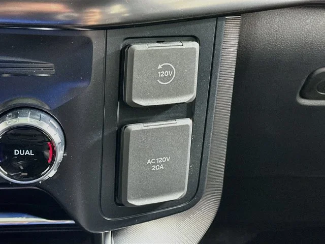 New 2026 Black Ford Platinum image 21