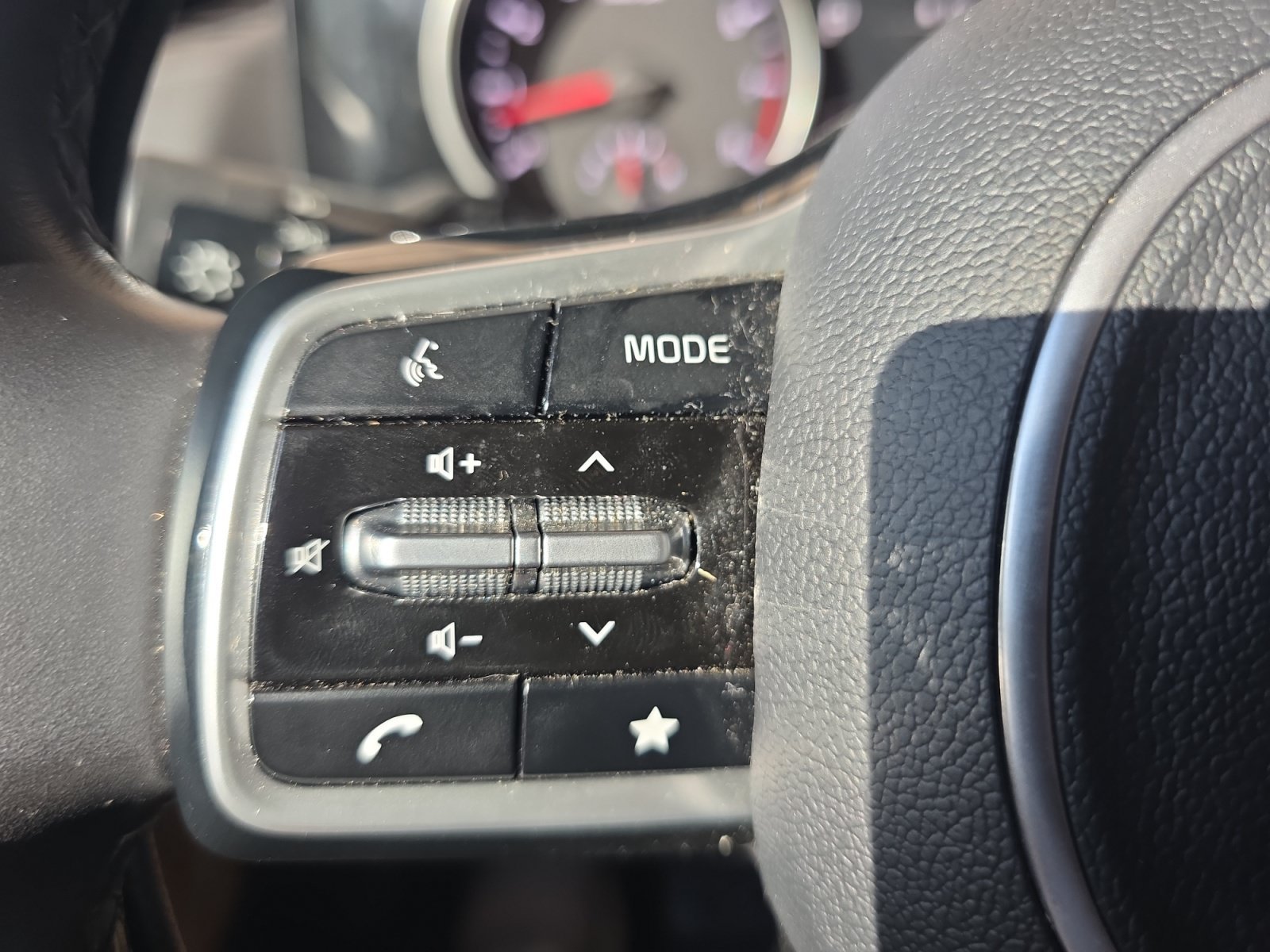 Certified Used 2024 Ceramic Silver Kia EX image 24