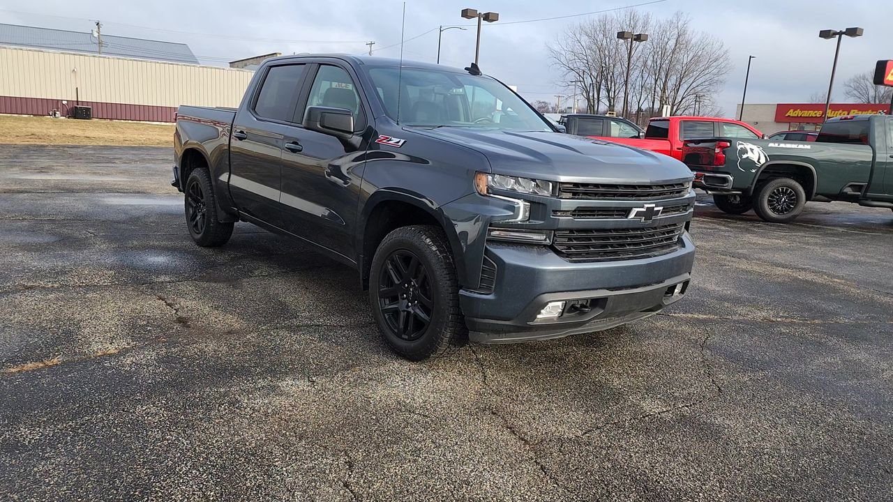 Used 2021 Shadow Gray Metallic Chevrolet RST image 5