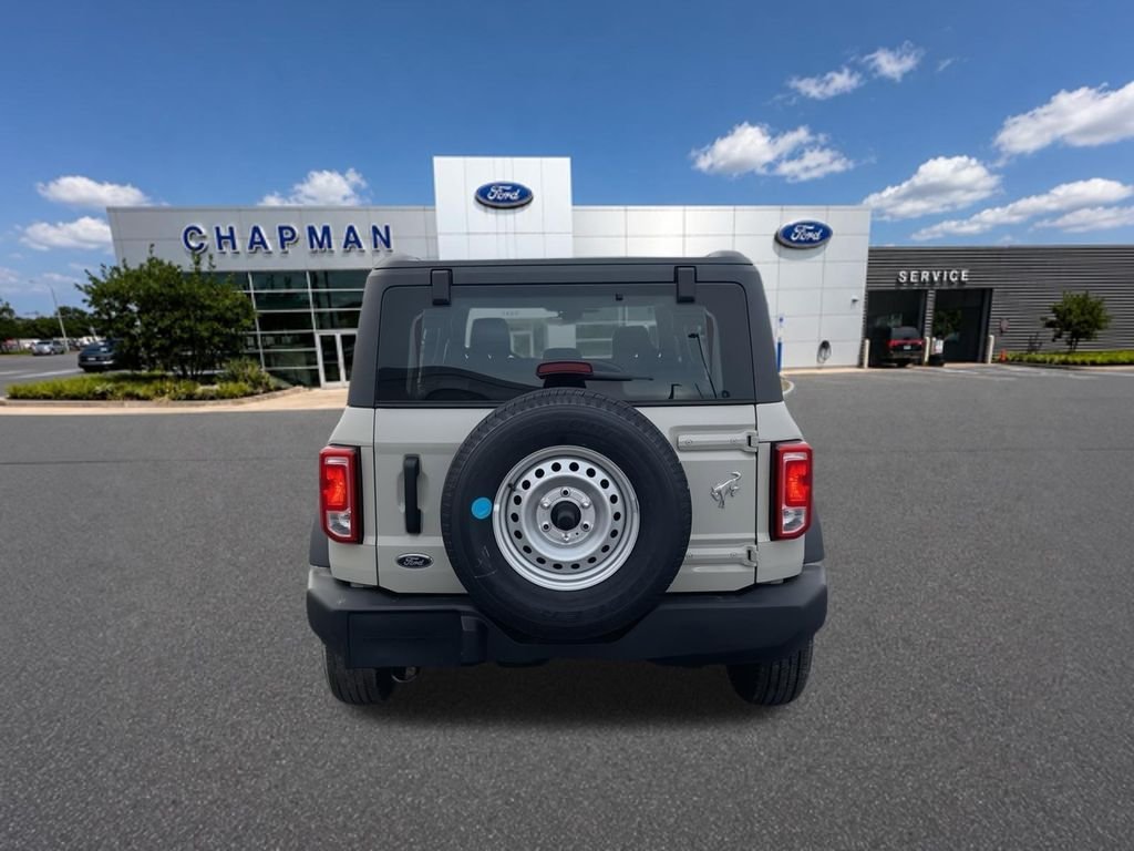 2025 Ford Bronco 4-Door Base - Photo 9