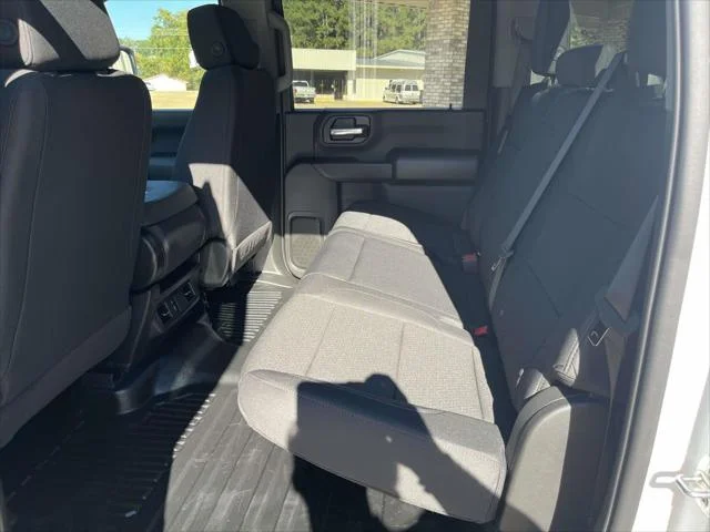 2026 GMC Sierra 2500HD Pro - Photo 13