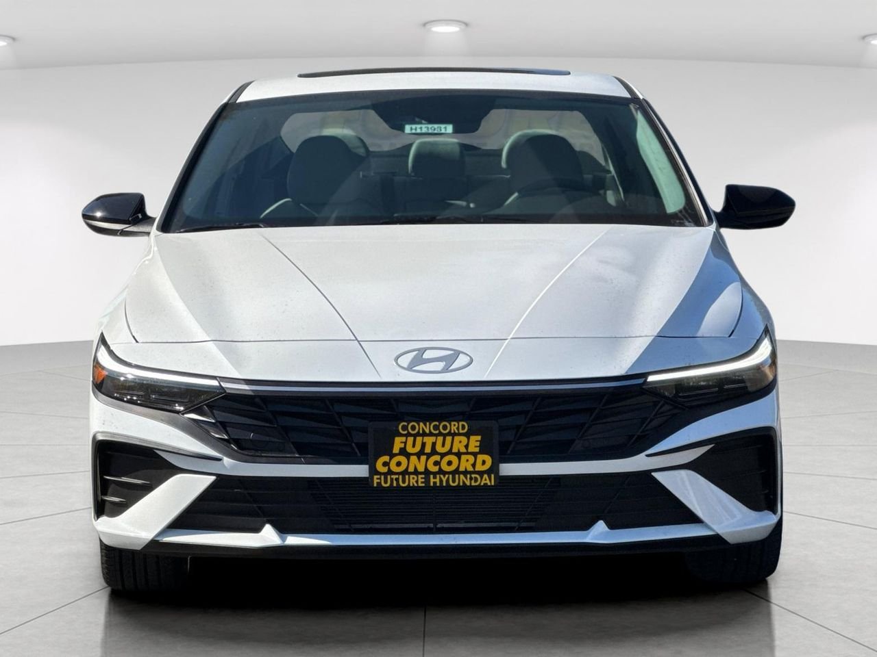 New 2026 White Hyundai SEL Sport Plus image 8