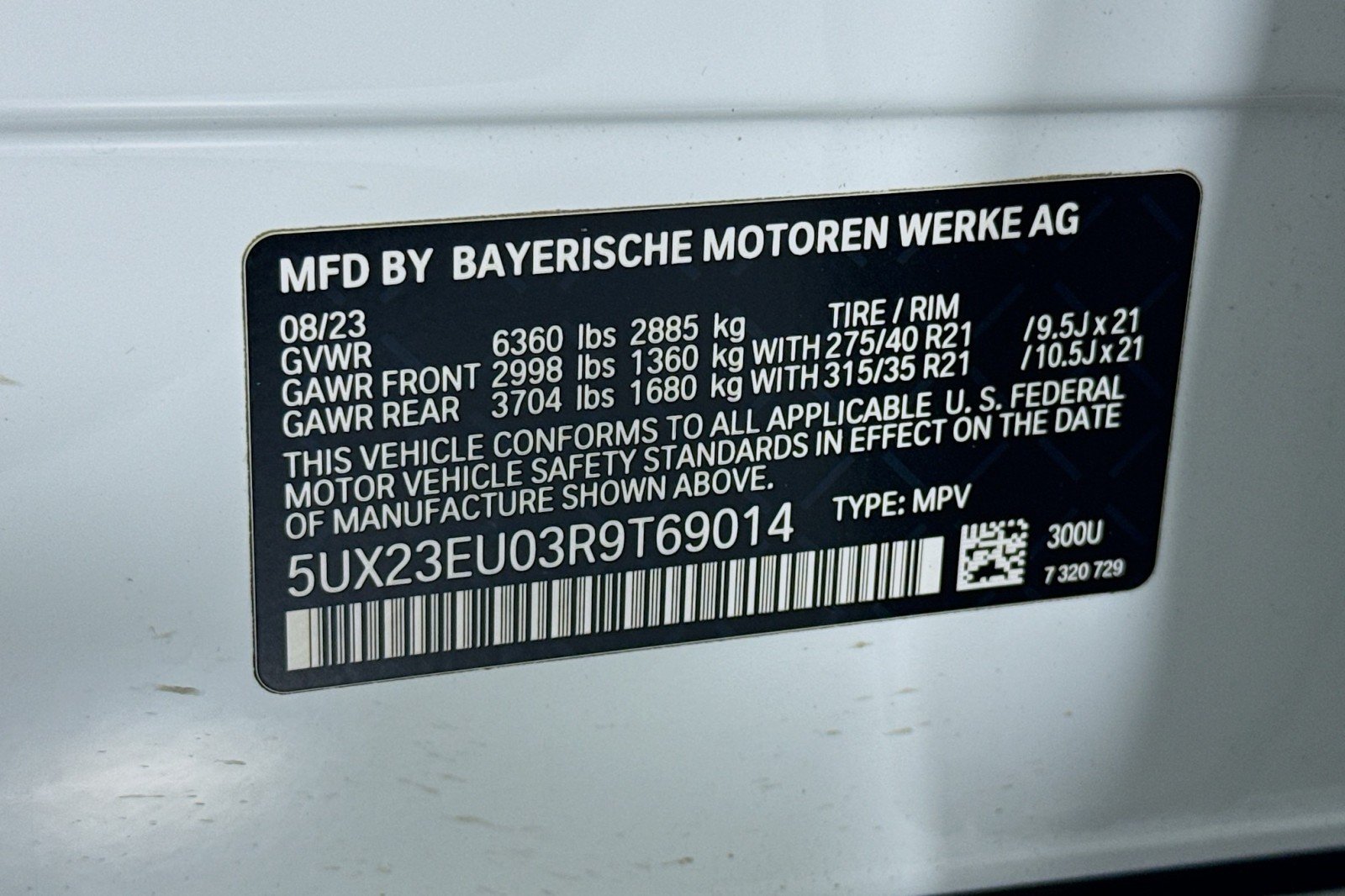 Used 2024 Alpine White BMW xDrive40i image 24