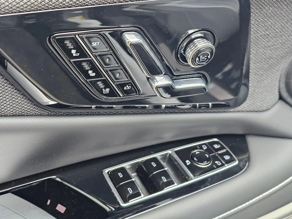 New 2026 Argent Silver Metallic Cadillac V-Series image 22