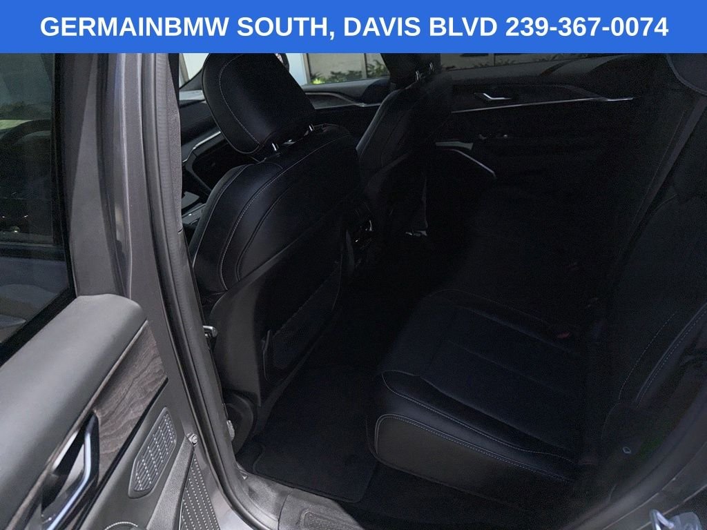 Used 2024 Baltic Gray Metallic Clearcoat Jeep Overland image 30
