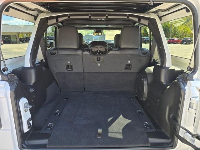 2026 Jeep Wrangler 4-Door Sahara - Photo 16