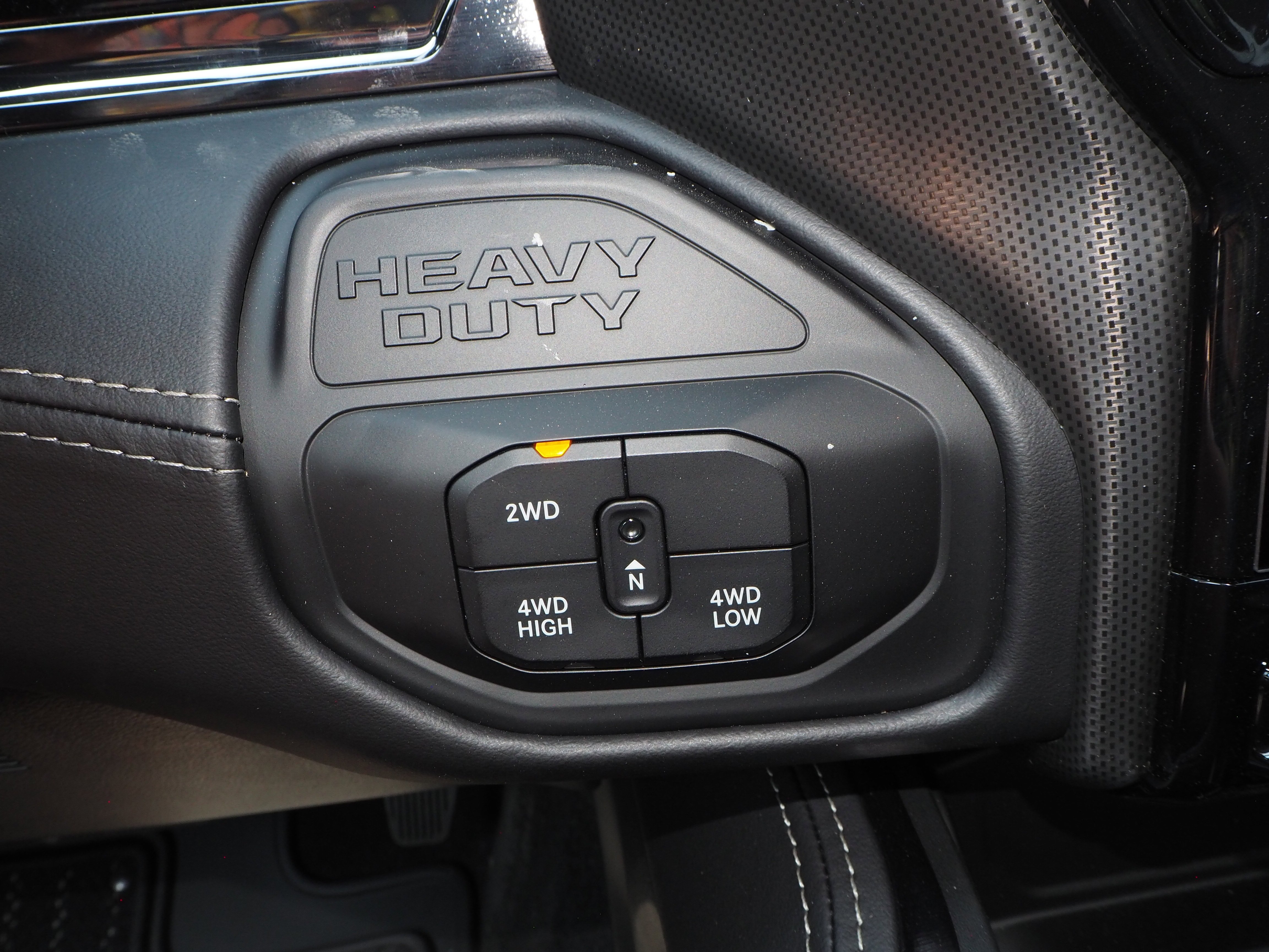 2025 RAM 2500 Limited - Photo 30