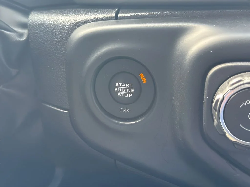 Used 2022 Gray Jeep Unlimited Sport S image 13