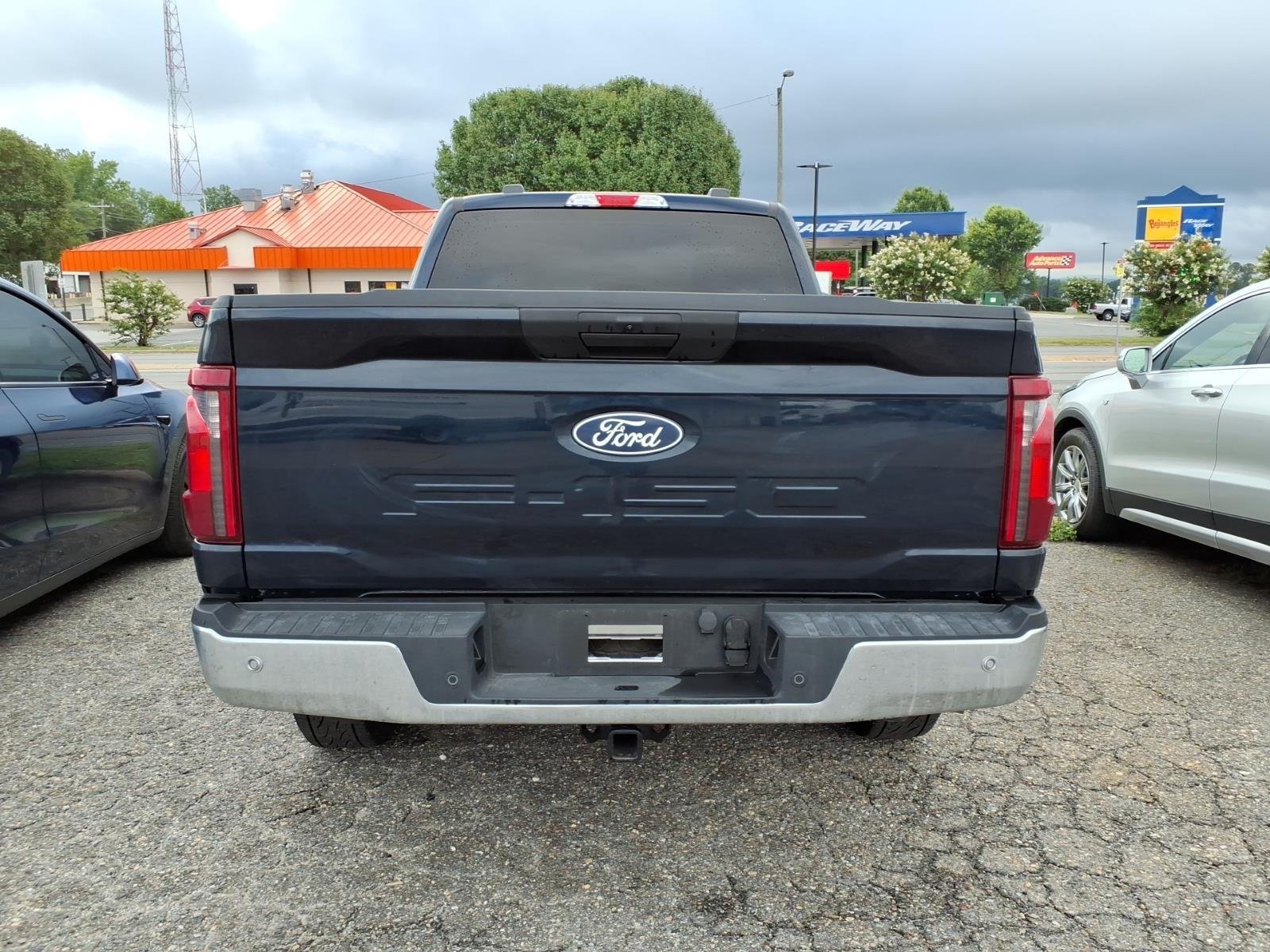 Used 2025 Antimatter Blue Metallic Ford XL image 5