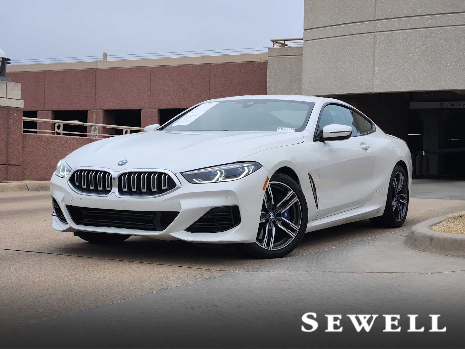 2023 BMW 8 Series 840i