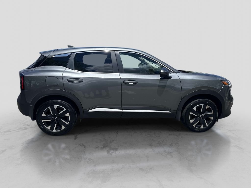 Used 2025 Gray Nissan SV image 9