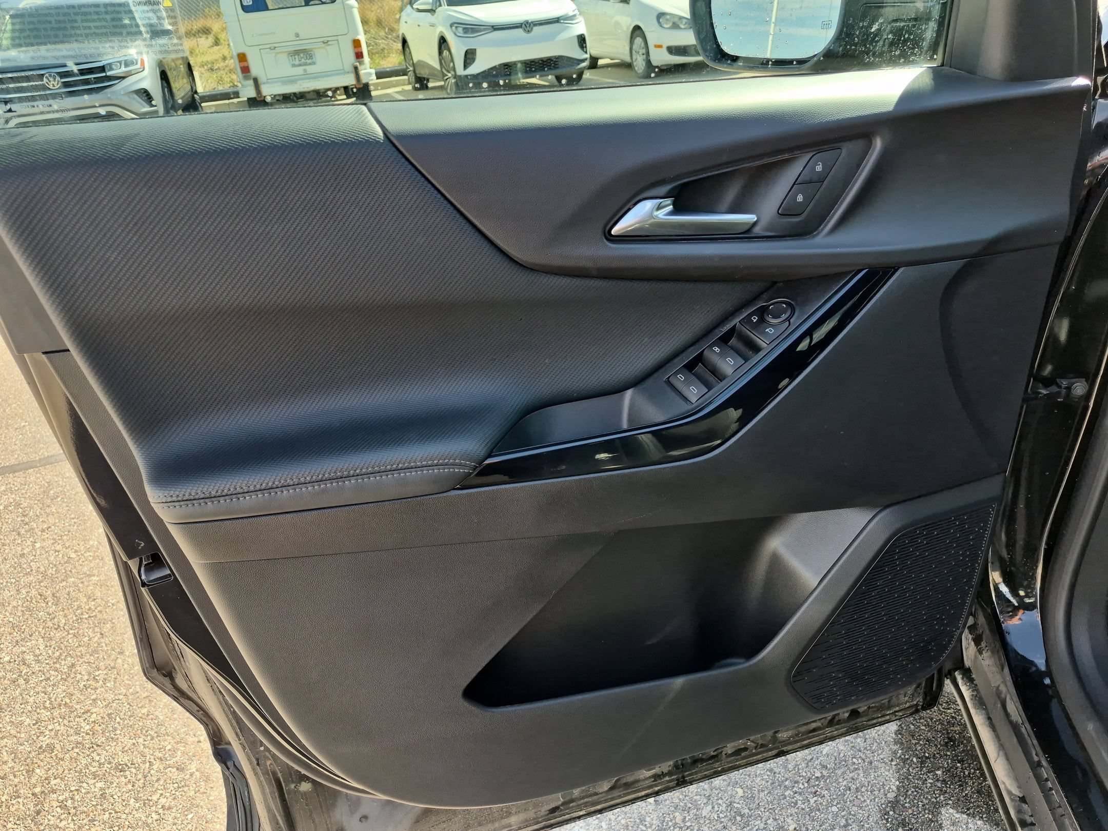 Used 2026 Mosaic Black Metallic Chevrolet AWD LT image 12
