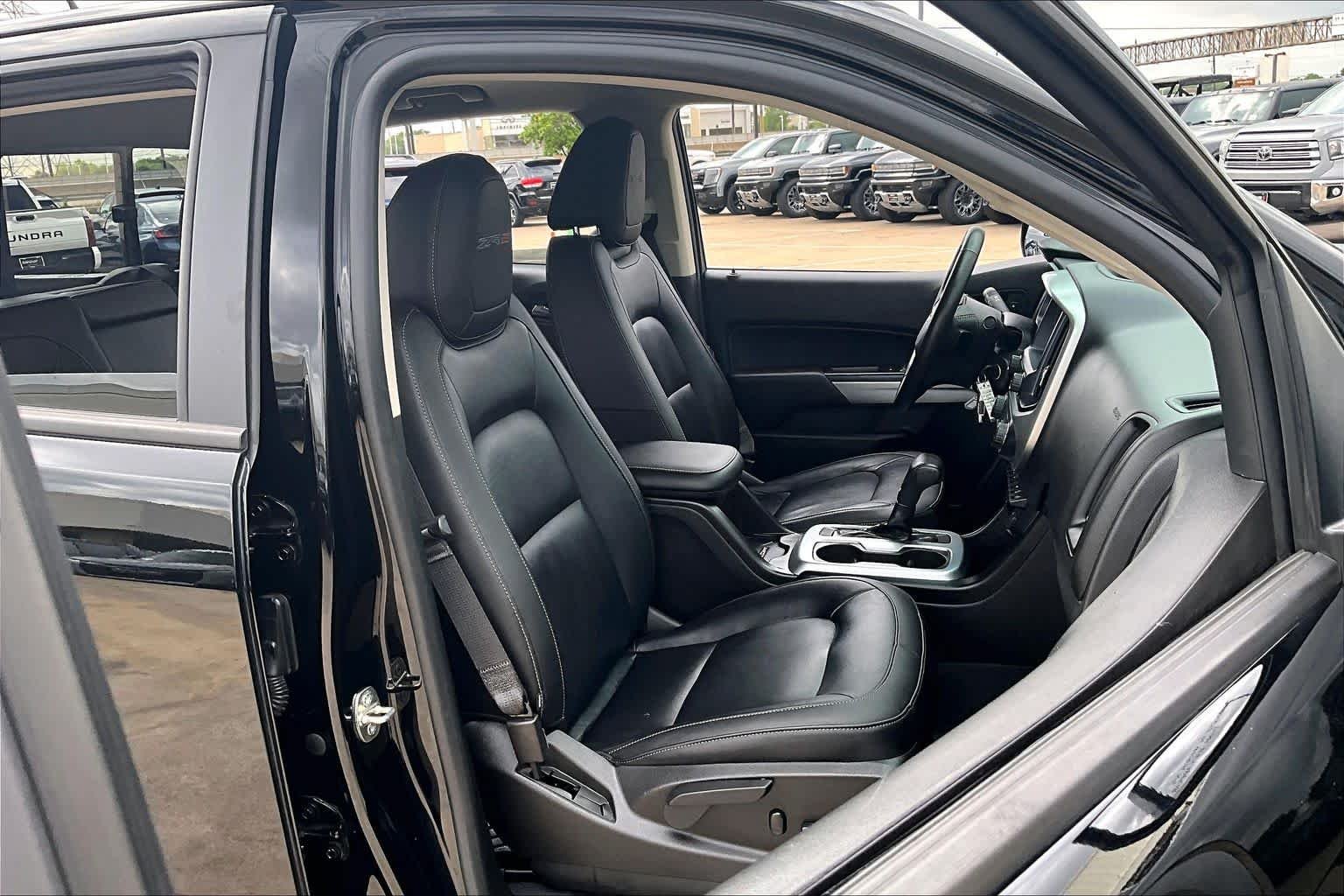 Used 2019 Black Chevrolet 4WD ZR2 image 10