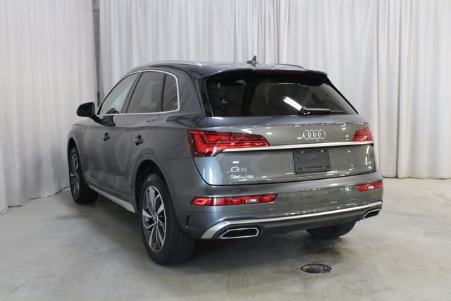 Used 2023 Daytona Gray Pearl Effect Audi 45 S line Premium image 25