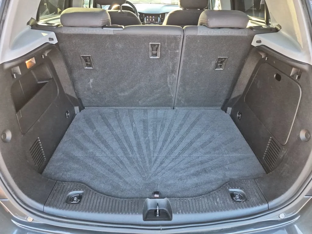 Used 2020 NIGHTFALL GRAY METALLIC Chevrolet LS image 40